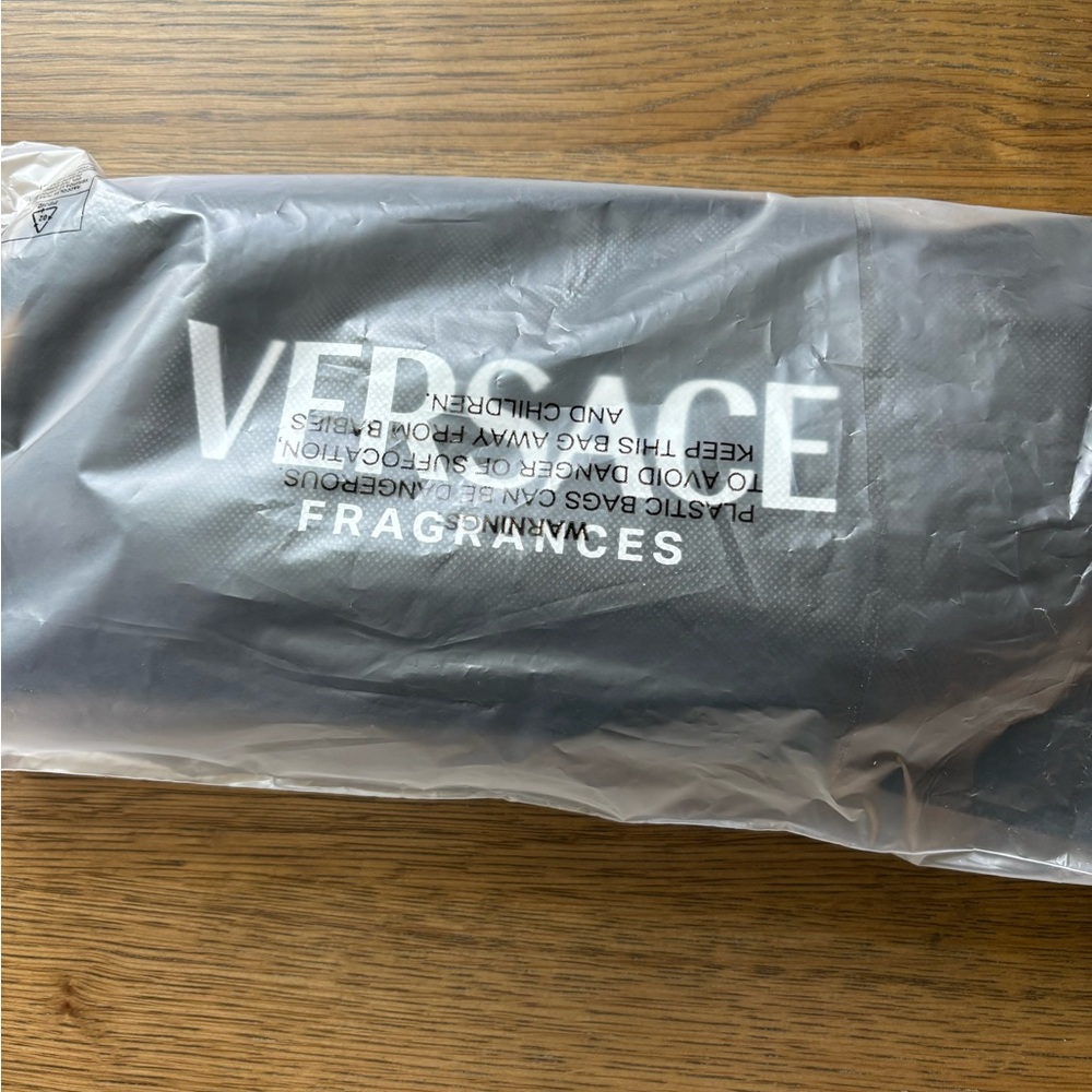 NEW Versace Fragrances Black Belt Bag NWT Black Silver - Picture 2 of 8